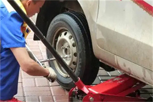 沽源附近拖车24小时服务热线电话